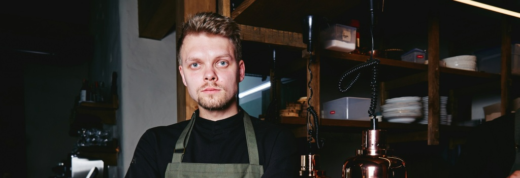 Владимир Батов: «Мы с гостями собираем ягоды в лесу и ходим на грибную охоту» Владимир Батов: «Мы с гостями собираем ягоды в лесу и ходим на грибную охоту»