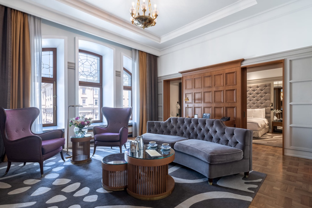 5 Room Metropol Suite.jpg