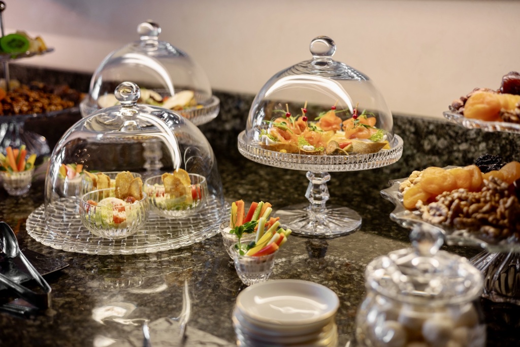 Radisson Collection (3).JPG