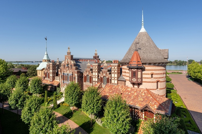 Old House Resort & Spa