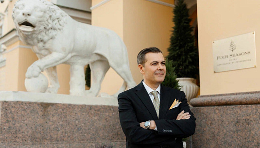 Новый глава «Дома со львами»