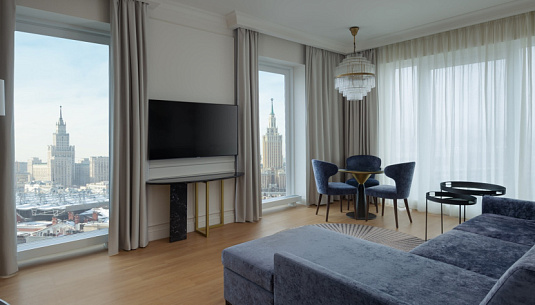 Шагая по лестнице скидок