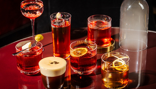 Семь дней Negroni в баре «Московский»: культовый коктейль — семь характеров